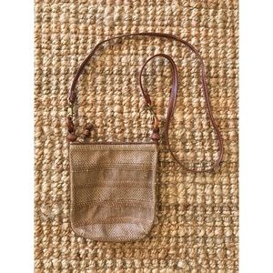natural woven fiber purse with wood & leather